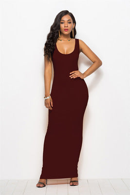 Women Elegant and Fitted Maxi Dress with a Deep Round Neck Lune London
