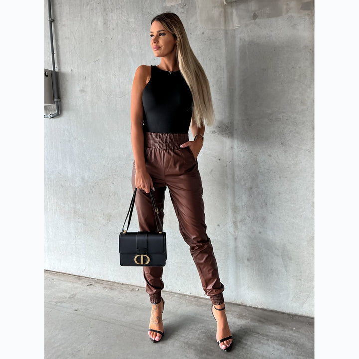 Women's faux leather pants with elastic waistband and slim fit Lune London