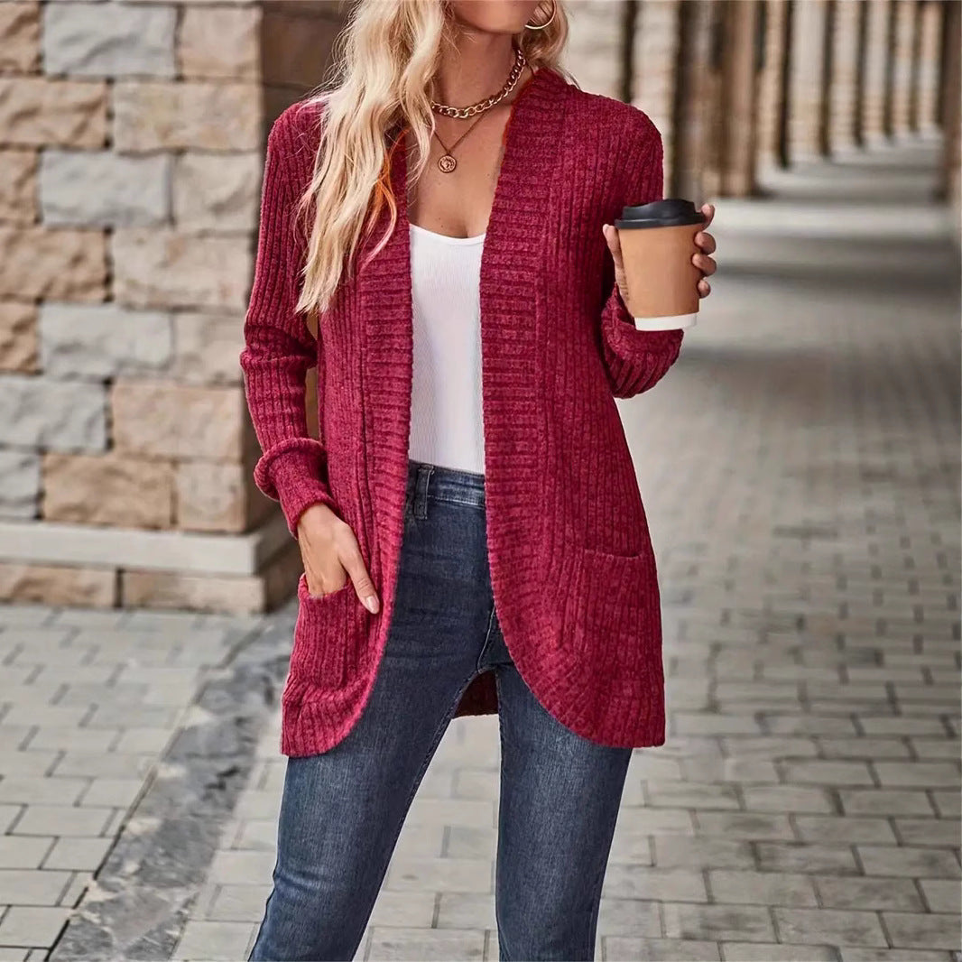 Ladies casual cardigan with pockets and textured design Lune London