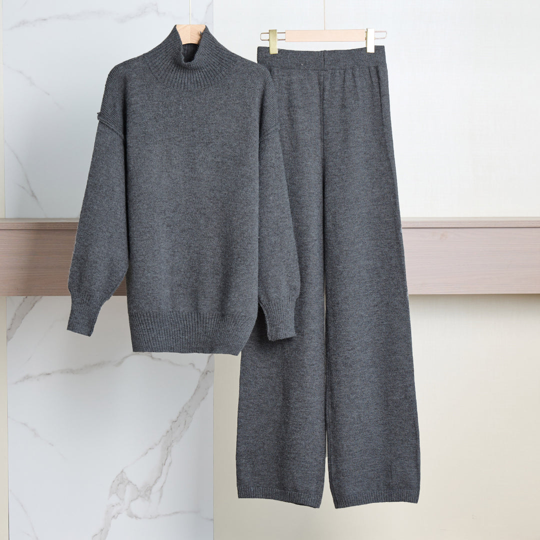 Ensemble en maille pour femmes avec col haut et coupe large Chic & Stil