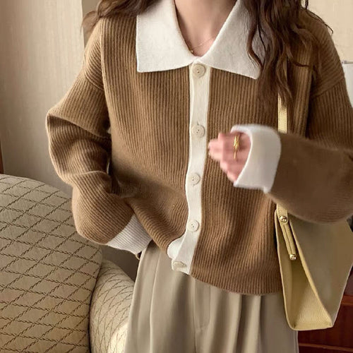 Women knitted cardigan with contrasting collar and button closure Lune London