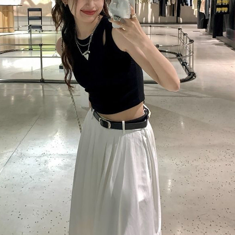 Women's crop top with elastic waistband and asymmetrical neckline Lune London
