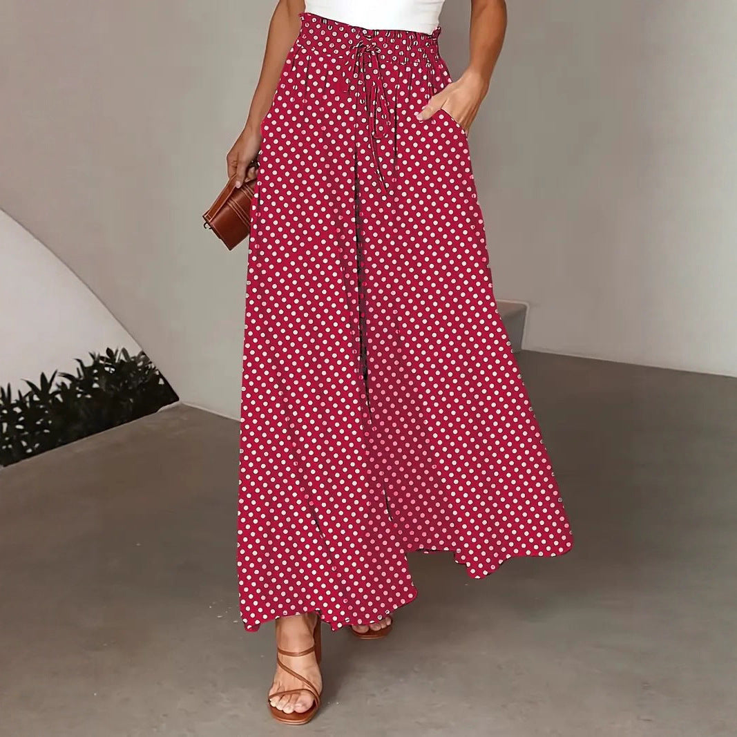 Ladies' culotte pants with elastic waist and embroidered polka dot pattern Lune London