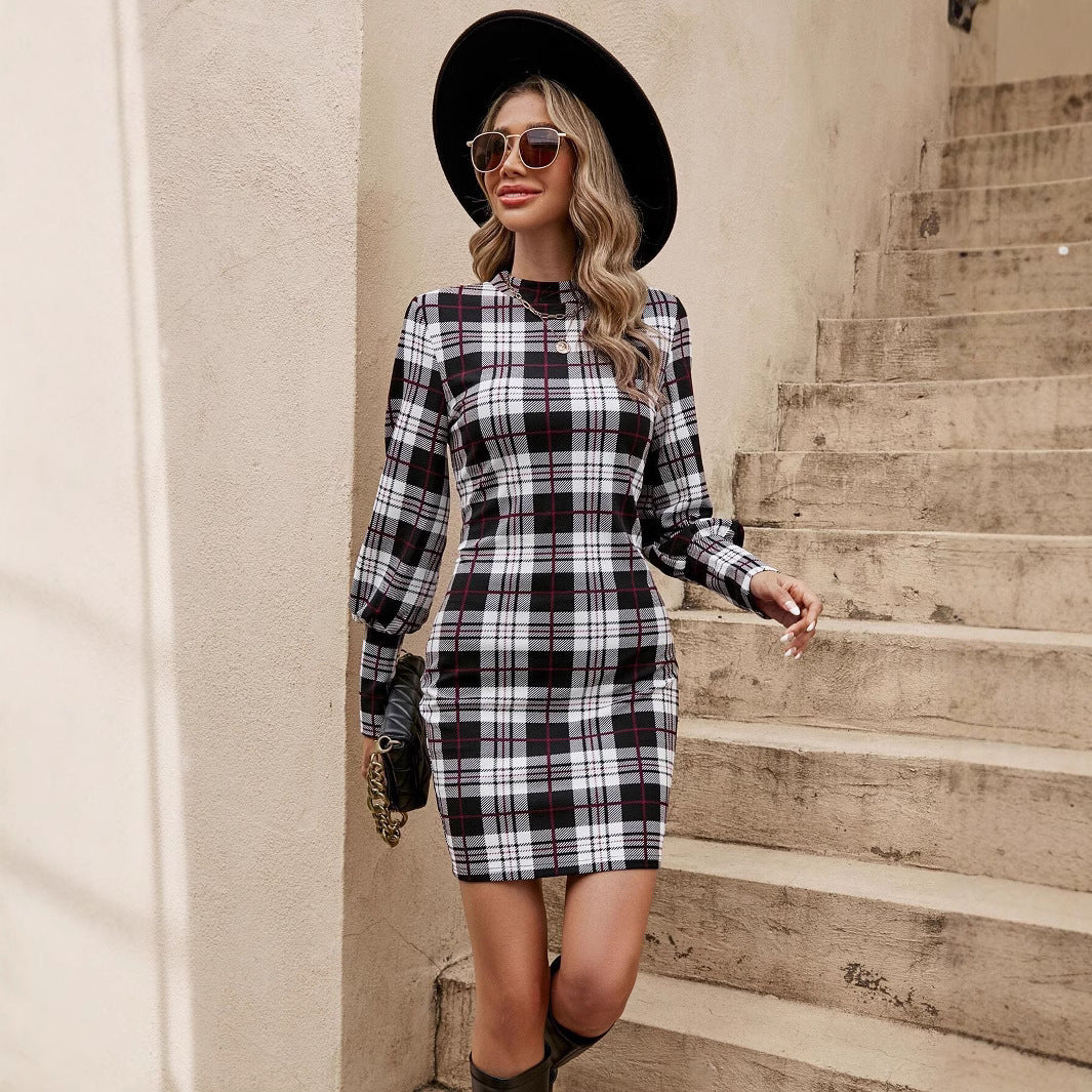 Fitted checkered dress for women with puff sleeves Lune London