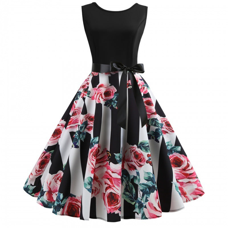 Robe swing pour femmes avec imprimé floral et silhouette ajustée Chic & Stil