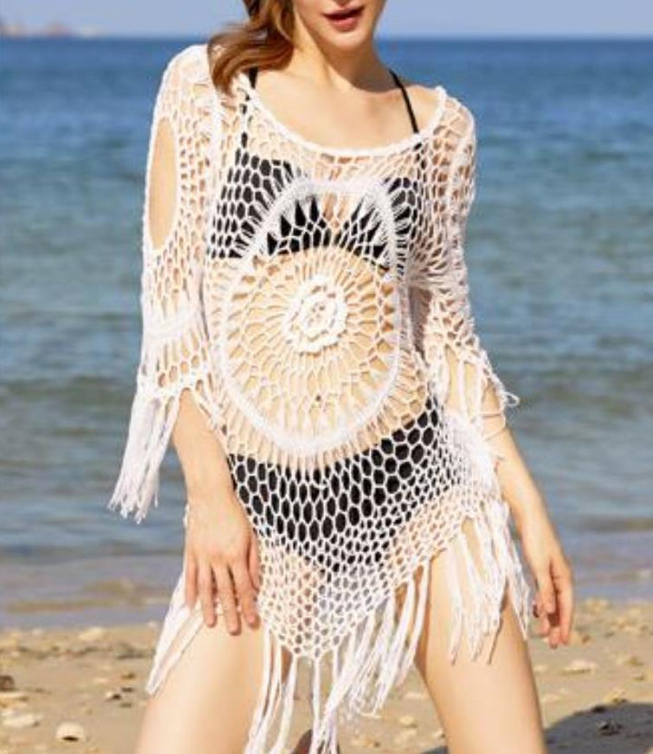Ladies oversized crochet with open stitches and fringes Lune London