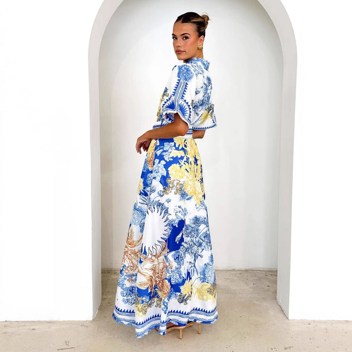 Chic & Stil Women's maxi dress with floral pattern and waistband
