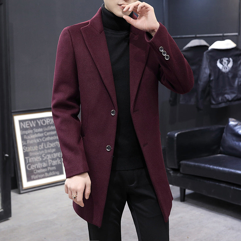 Elegant wool coat for men with modern cut and practical pockets Lune London