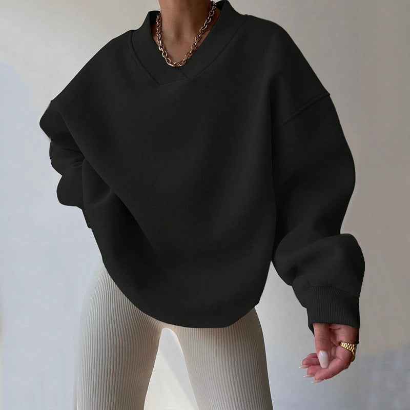 Oversized sweatshirt for women with deep V-neck and relaxed fit Lune London