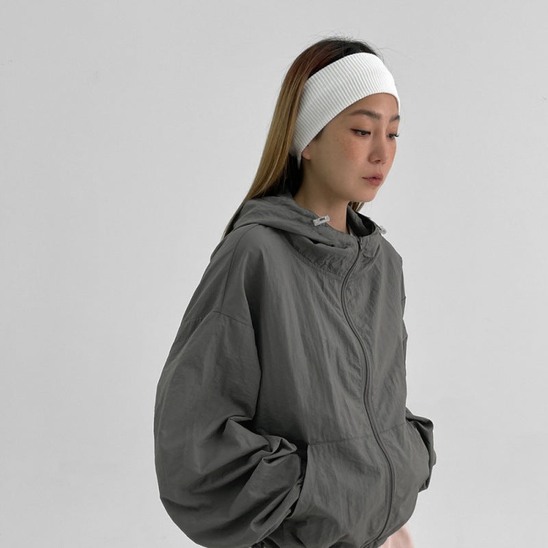 Veste coupe-vent légère pour femmes avec cordon de serrage ajustable Chic & Stil