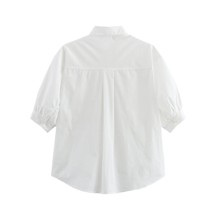 Women's shirt with a casual cut and practical chest pockets Lune London