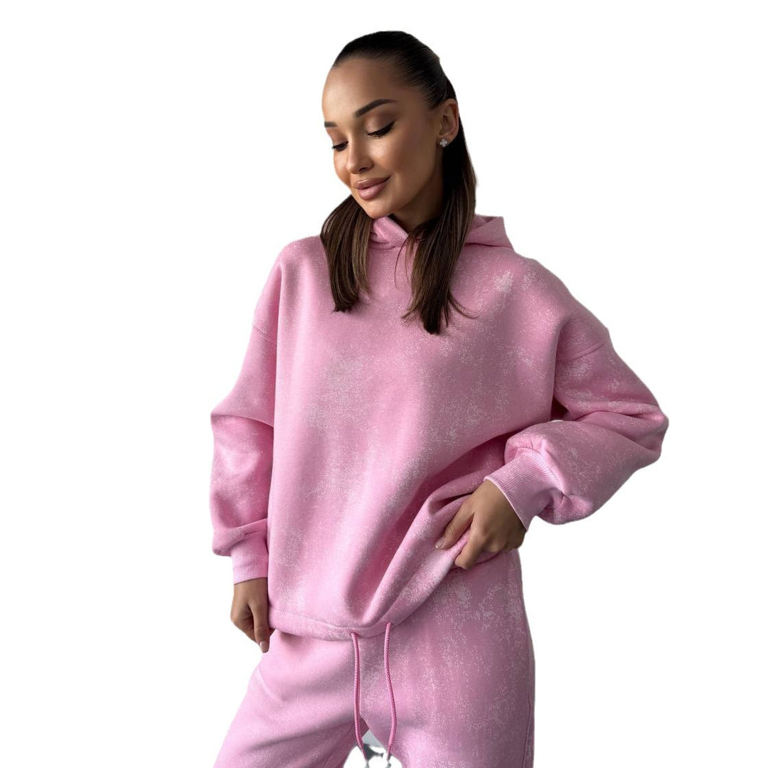 Women's sports set with a casual hoodie and comfortable joggers Lune London