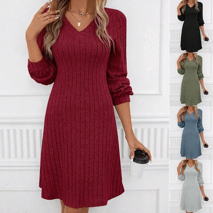 Robe en tricot pour femmes avec décolleté en V et manches bouffantes décontractées Chic & Stil