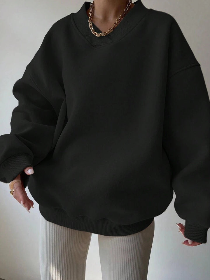 Oversized sweatshirt for women with deep V-neck and relaxed fit Lune London