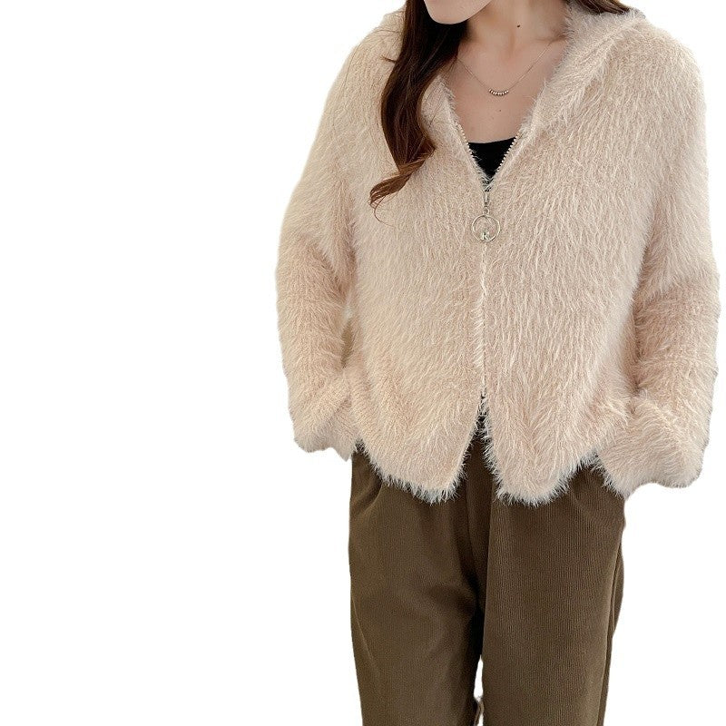 Ladies soft pullover with hood and soft material Lune London