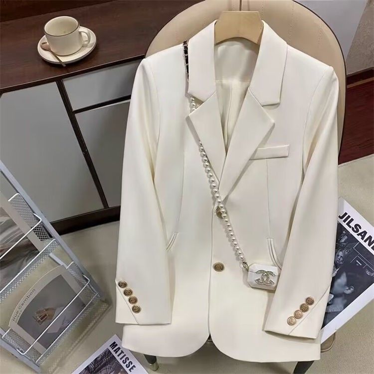 Blazer designer pour femmes avec coupe élégante Chic & Stil
