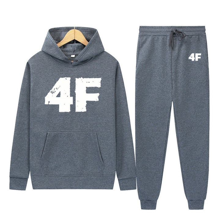 Women’s hoodie and joggers set with sporty comfort Chic & Stil