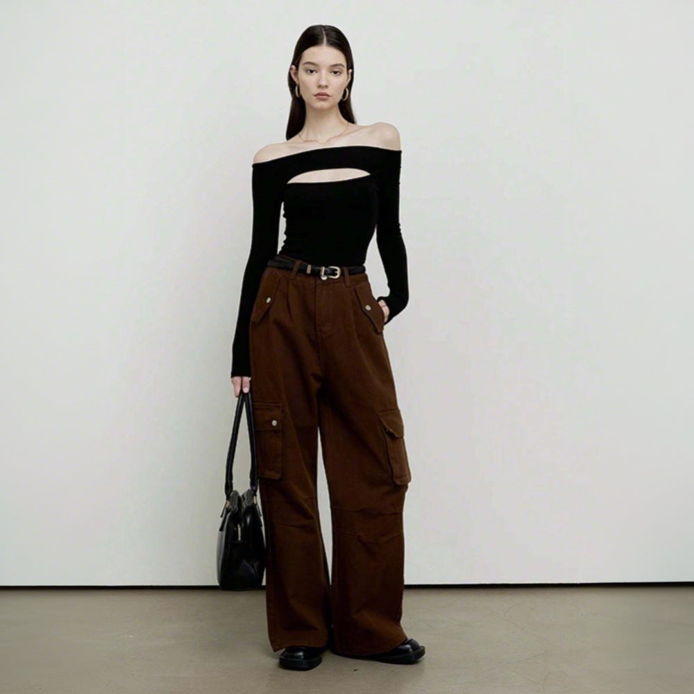 Top ajusté pour femmes avec encolure asymétrique et manches longues Chic & Stil