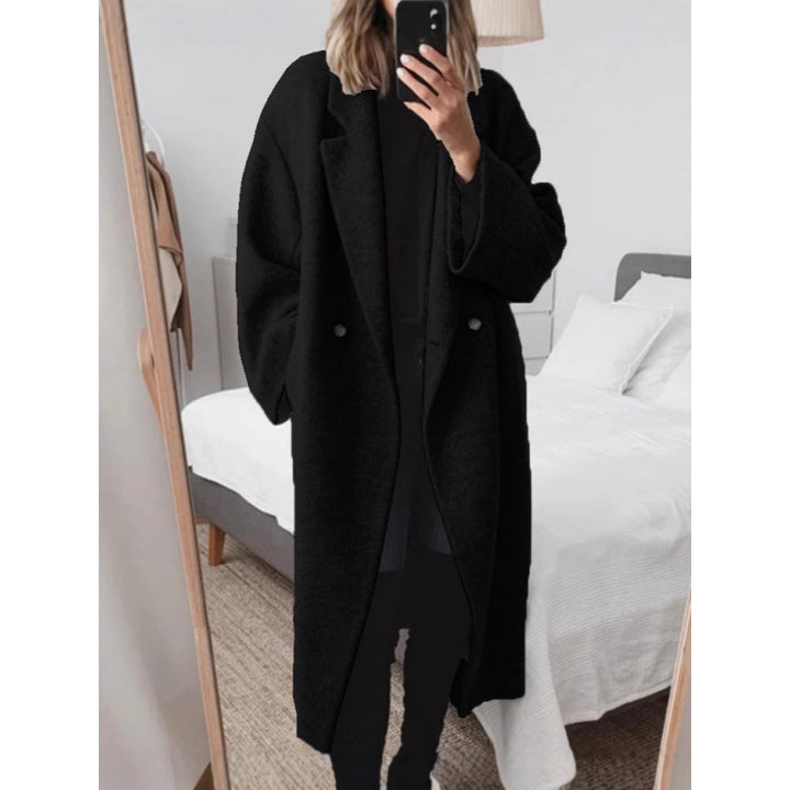 Oversized wool coat for women with elegant lapels and double button closure Lune London