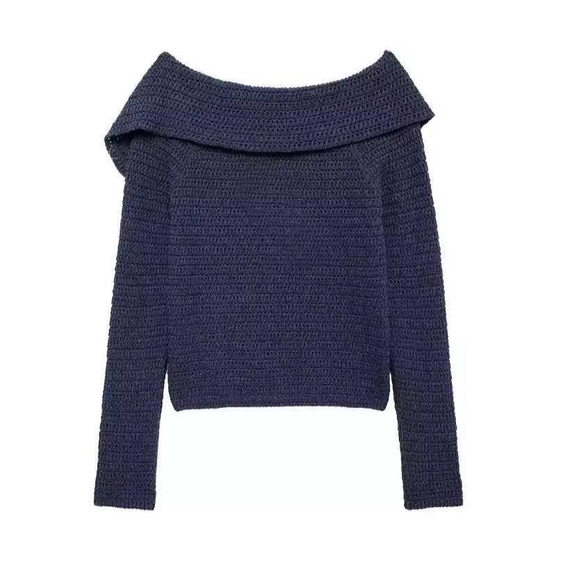 Elegant women's knitted vest with a deep collar and chic button details and style