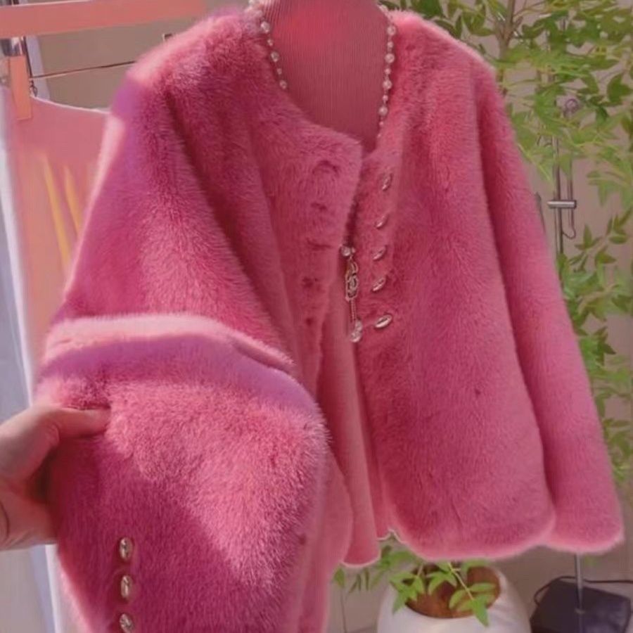 Veste douce pour femme avec détails de boutons dorés Chic & Stil
