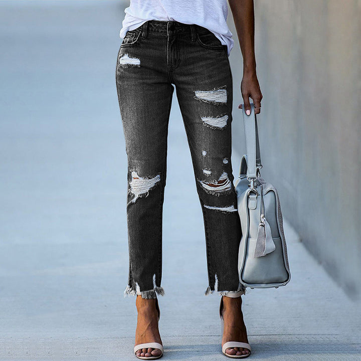Ladies destroyed Mom-Jeans Lune London