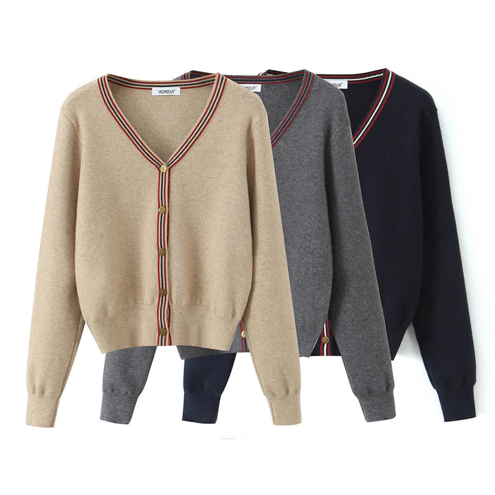 Casual knitted jacket for women with chic and stylish button details