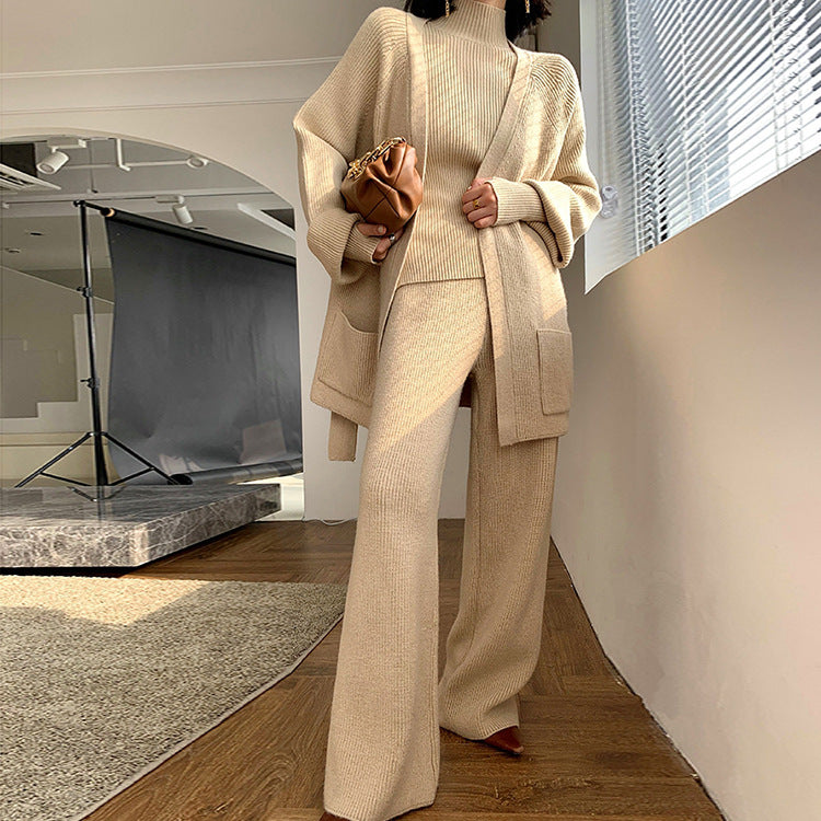 Ensemble en maille pour femme avec coupe ample et matériau luxueux Chic & Stil