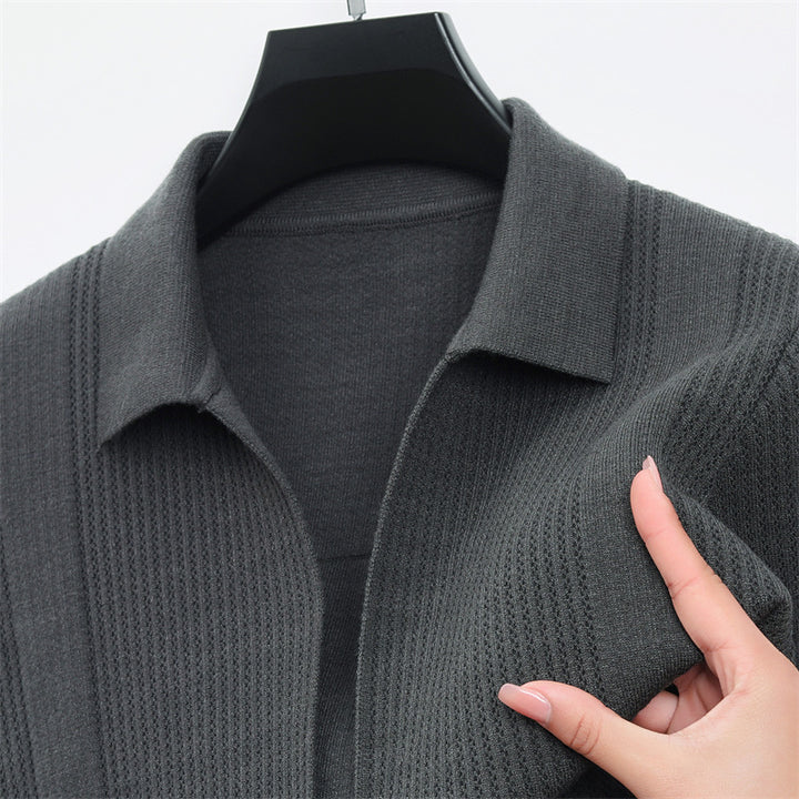 Lady cardigan with modern honeycomb pattern and fine collar Lune London