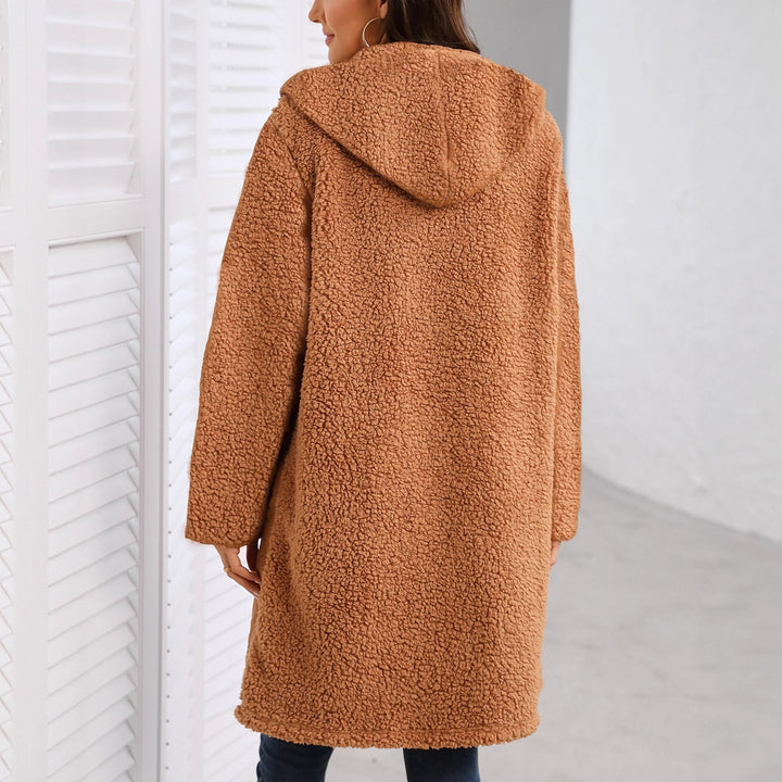 Long coat for women with faux fur lining and practical pockets Lune London