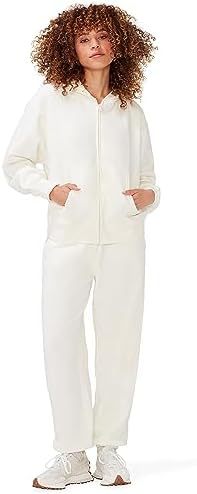 Ladies chic and stylish polar fleece jogging suit