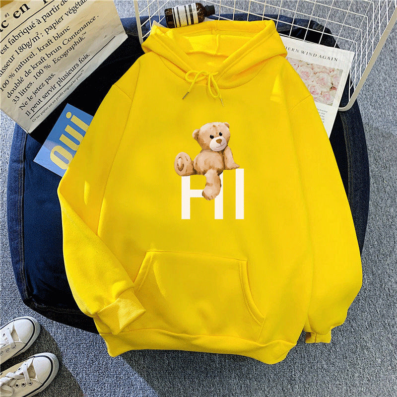 Women's hoodie with cute bear design Chic & Stil