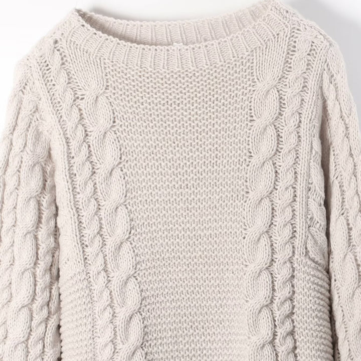 Chunky knit sweater for women with a textured design and a loose fit Lune London
