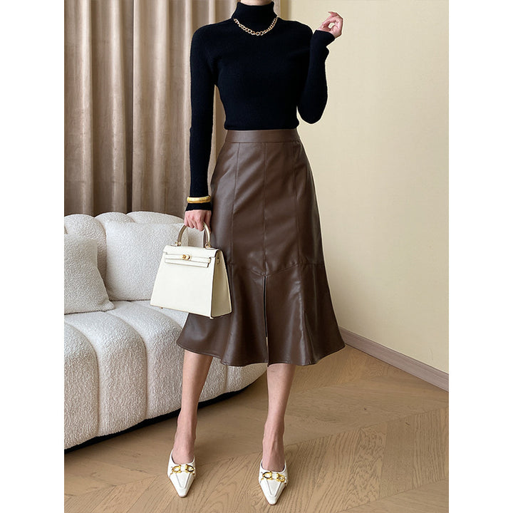 Ladies Elegant Leather Skirt with Flared Cut Chic & Stil