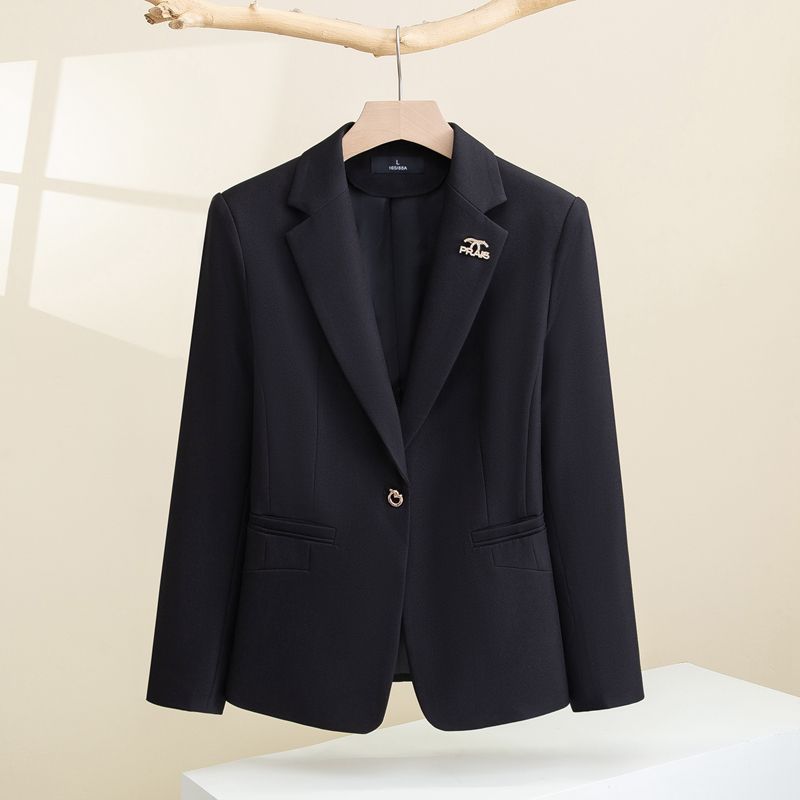 Veste élégante pour femmes avec design texturé et coupe slim Chic & Stil