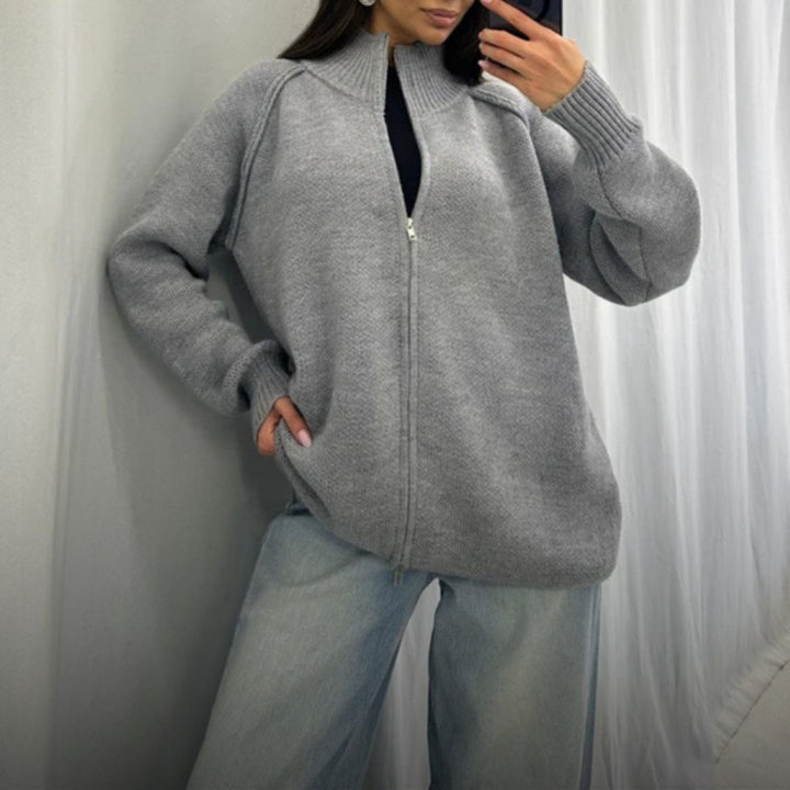 Cardigan pour femmes avec col monté et fermeture éclair Chic & Stil