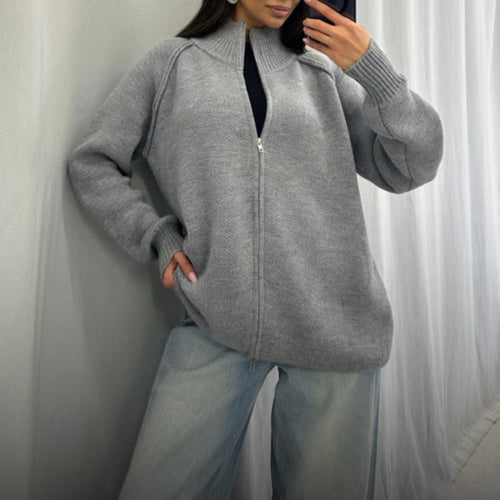 Cardigan pour femmes avec col monté et fermeture éclair Chic & Stil