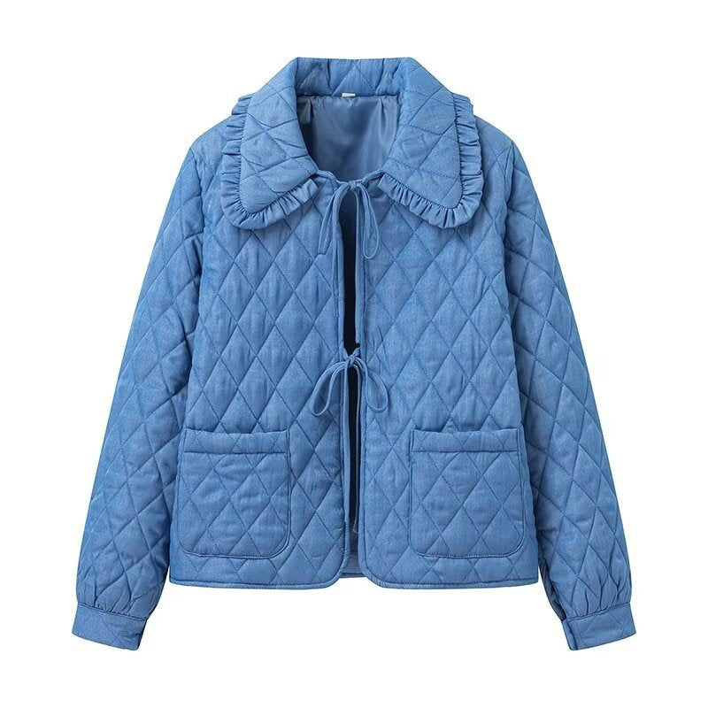 Quilted jacket for women with large collar and practical pockets Lune London