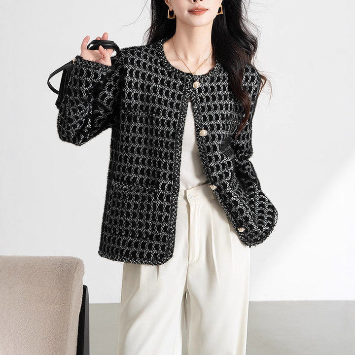 Cardigan élégant pour femmes avec motif texturé et détails de bouton Chic & Stil