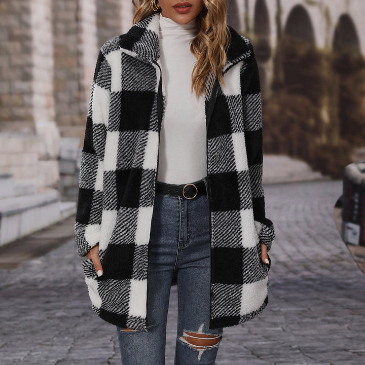 Plaid Plush Jacket for Women with Practical Pockets Lune London