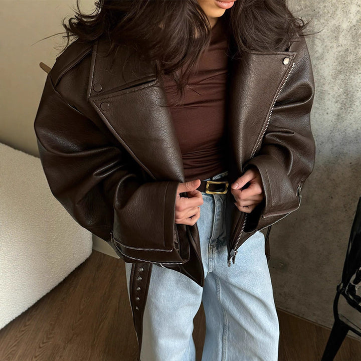 Trendy women's biker jacket with wide collar and belt at the waist Lune London