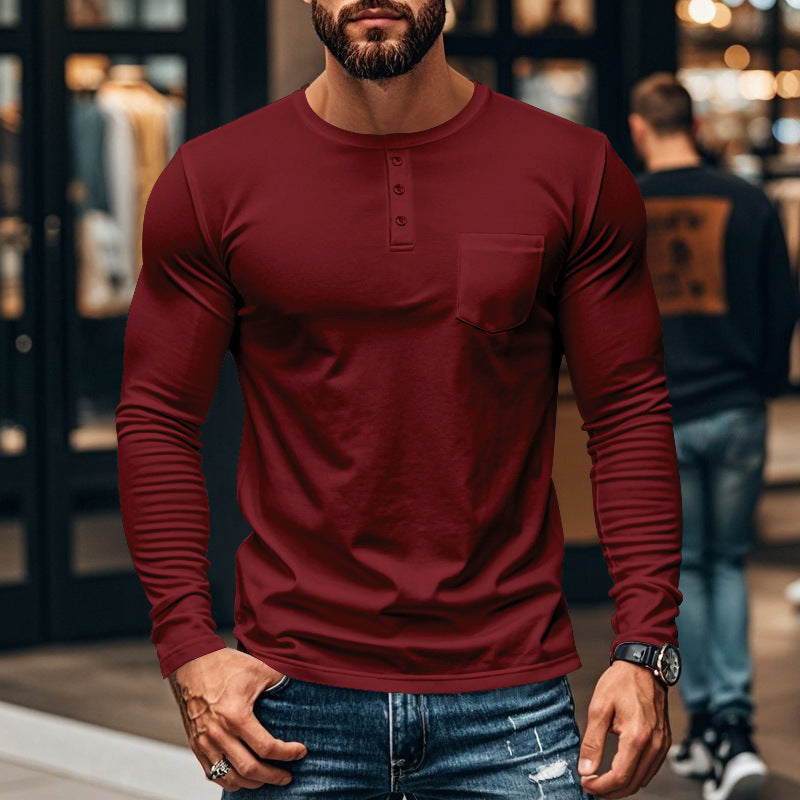 Men's long-sleeve shirt with modern Henley neckline and practical chest pocket Chic and style
