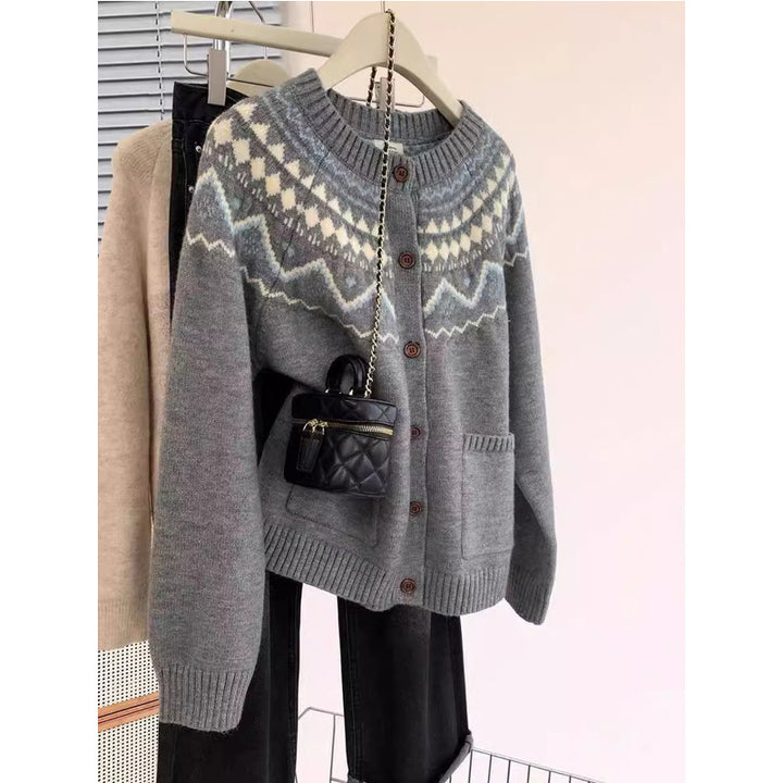 Cardigan pour femmes avec motif traditionnel Chic & Stil