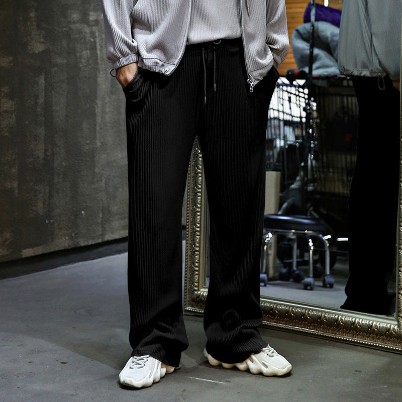 Casual knit pants for men with elastic waistband and practical side pockets Lune London