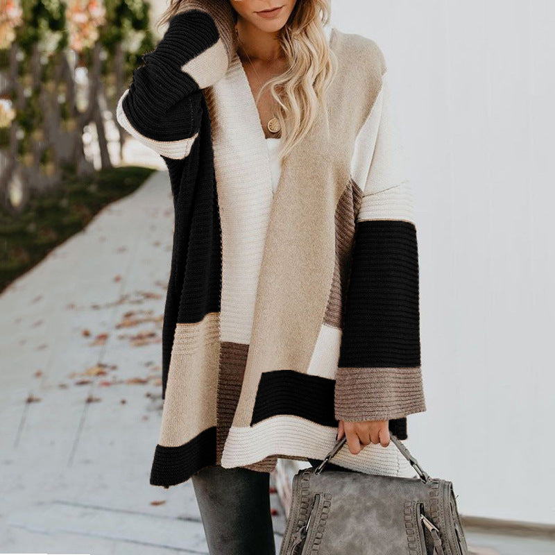 Fashionable women's cardigan with soft knit and spacious sleeves Lune London