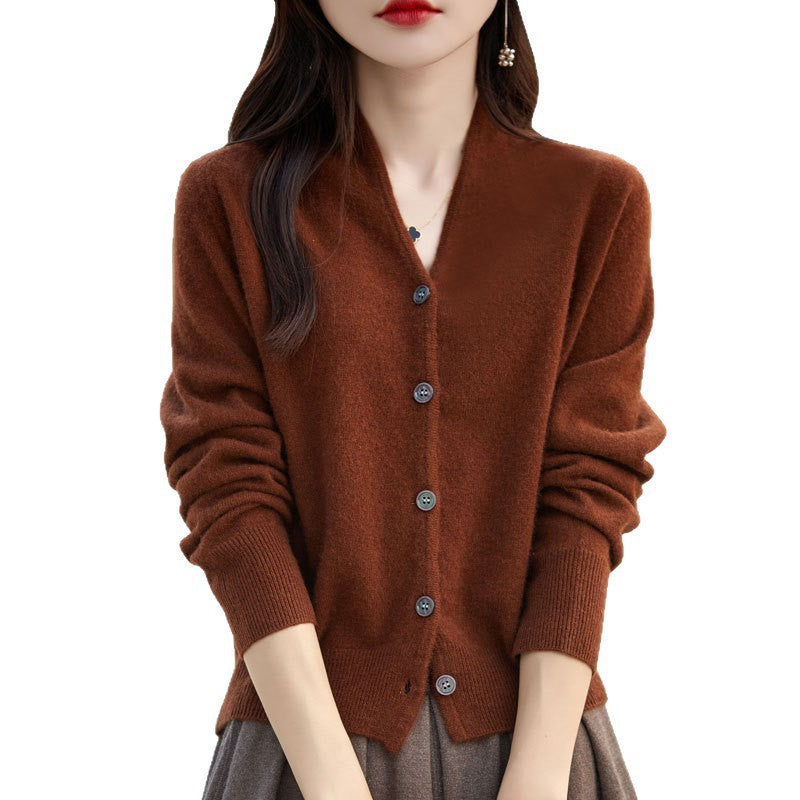 Cardigan en cachemire pour femmes avec des détails de boutons élégants et décolleté en V Lune London