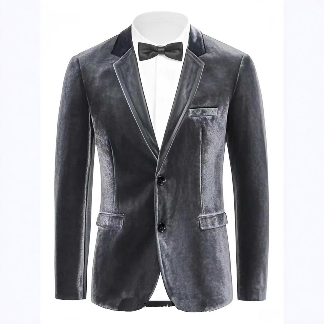 Elegant velvet blazer for men with chic finesse and style