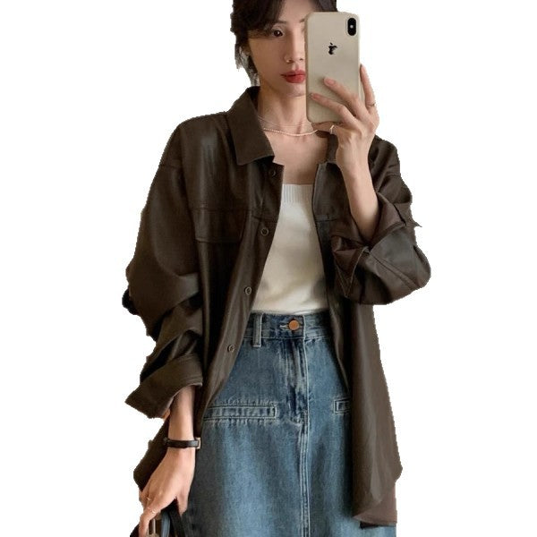 Women's outerwear jacket in fashionable oversized style with practical pockets Chic & Stil