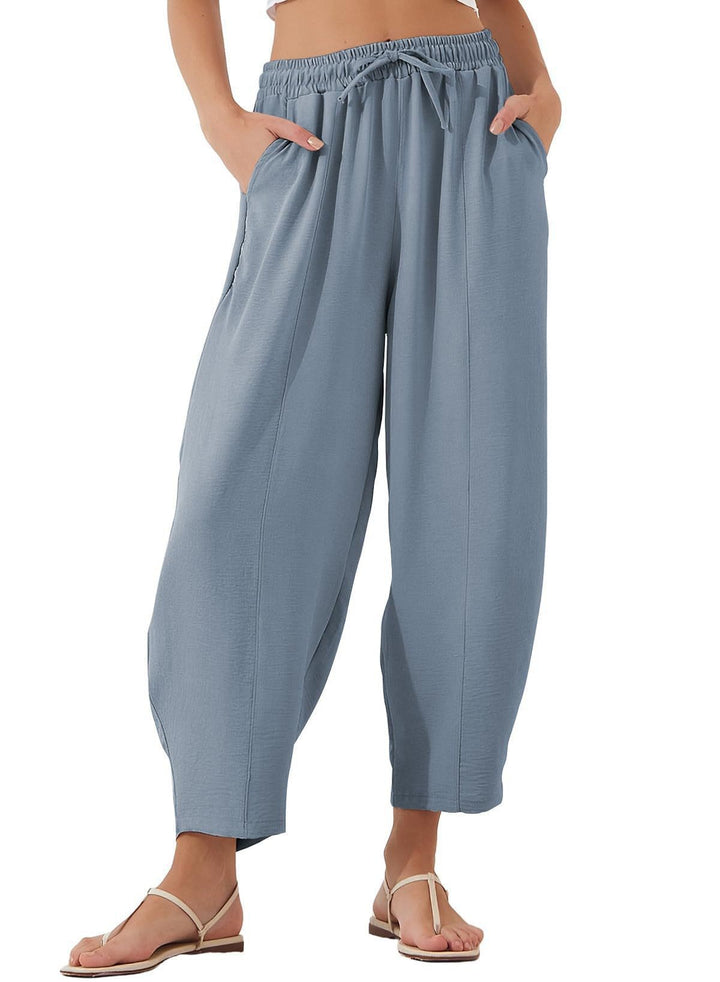 Women's Comfortable, loosely cut summer pants with elastic waistband and side pockets Lune London