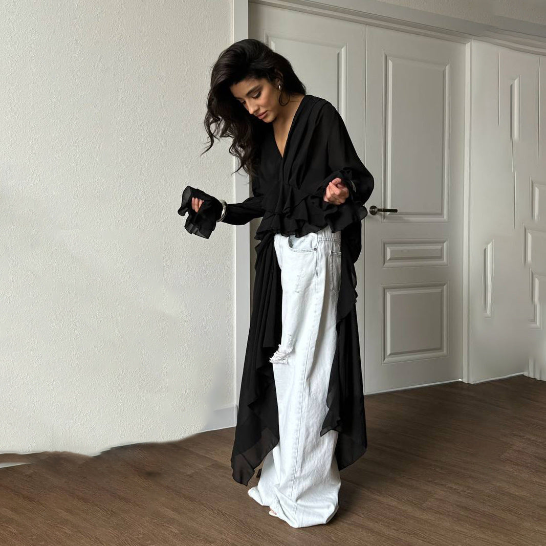 Elegant and flowing maxi dress for women with a loose fit and gathered details Lune London